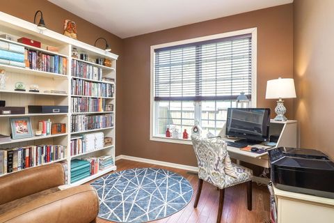 Tiny photo for 406 S Palmer Drive, Bolingbrook, IL 60490 (MLS # 12463319)