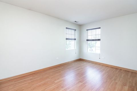 Tiny photo for 406 S Palmer Drive, Bolingbrook, IL 60490 (MLS # 12463319)