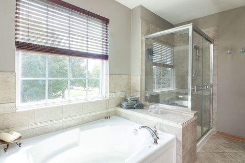 Tiny photo for 406 S Palmer Drive, Bolingbrook, IL 60490 (MLS # 12463319)