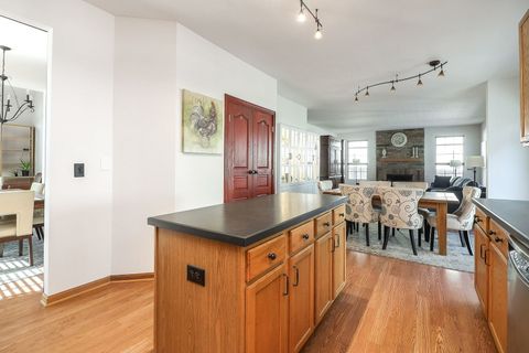 Tiny photo for 406 S Palmer Drive, Bolingbrook, IL 60490 (MLS # 12463319)