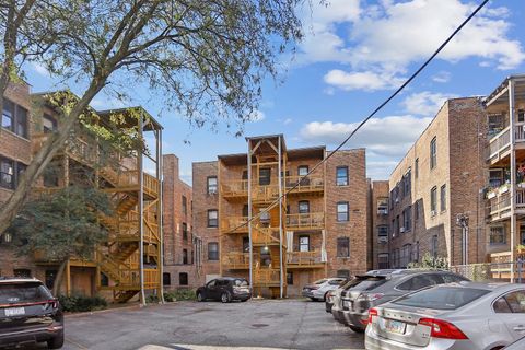 Tiny photo for 5133 S Greenwood Avenue #2, Chicago, IL 60615 (MLS # 12503417)