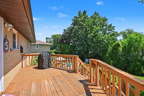 Tiny photo for 15329 Maple Drive, Oak Forest, IL 60452 (MLS # 12699059)