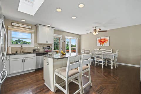 Tiny photo for 15329 Maple Drive, Oak Forest, IL 60452 (MLS # 12699059)