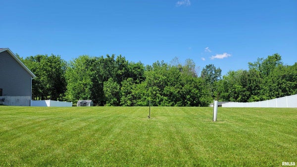 508 PRAIRIE MEADOW DR, BLUE GRASS, IA 52726 - Image de7bfc2dc80cbc370bf8de85ff24a862/516339233
