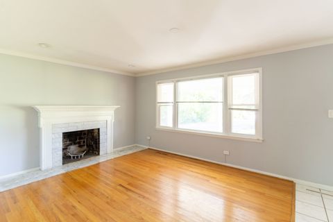 Tiny photo for 1392 W 52nd Place, La Grange Highlands, IL 60525 (MLS # 12494869)