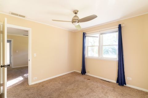 Tiny photo for 1392 W 52nd Place, La Grange Highlands, IL 60525 (MLS # 12494869)