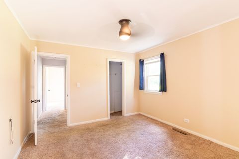 Tiny photo for 1392 W 52nd Place, La Grange Highlands, IL 60525 (MLS # 12494869)