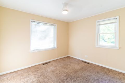 Tiny photo for 1392 W 52nd Place, La Grange Highlands, IL 60525 (MLS # 12494869)