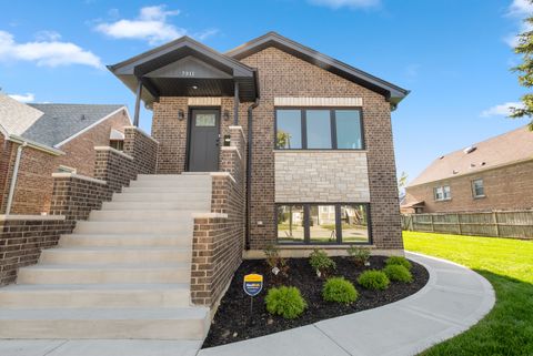 Tiny photo for 7311 W 58th Street, Summit, IL 60501 (MLS # 12507753)