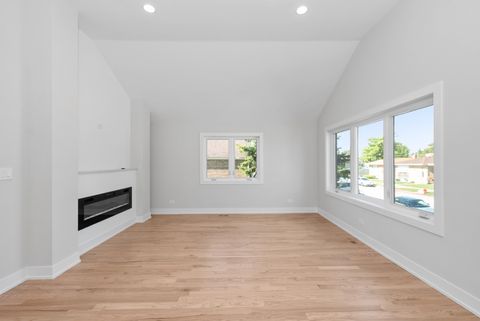 Tiny photo for 7311 W 58th Street, Summit, IL 60501 (MLS # 12507753)