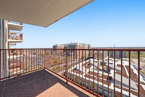 Tiny photo for 141 N La Grange Road #806, La Grange, IL 60525 (MLS # 12598091)