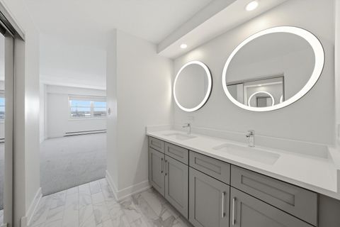 Tiny photo for 141 N La Grange Road #806, La Grange, IL 60525 (MLS # 12598091)