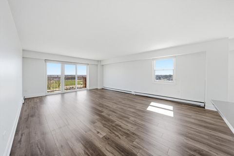 Tiny photo for 141 N La Grange Road #806, La Grange, IL 60525 (MLS # 12598091)