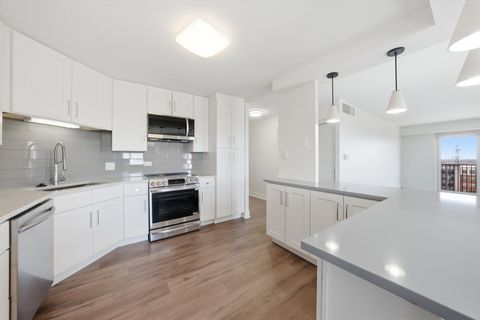 Tiny photo for 141 N La Grange Road #806, La Grange, IL 60525 (MLS # 12598091)