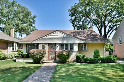 A home in Park Ridge