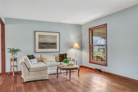 Tiny photo for 21570 W Eldor Avenue, Grayslake, IL 60030 (MLS # 12584960)