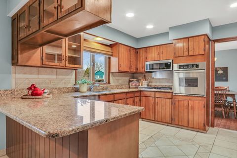 Tiny photo for 21570 W Eldor Avenue, Grayslake, IL 60030 (MLS # 12584960)