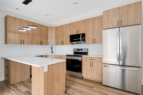 3992 S Lake Park Avenue 3S