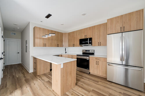 3992 S Lake Park Avenue 3S