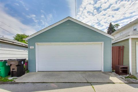 Tiny photo for 1005 Hannah Avenue, Forest Park, IL 60130 (MLS # 12665245)
