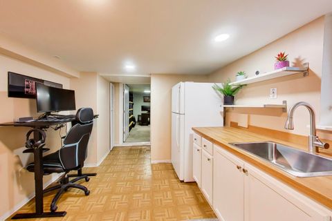Tiny photo for 1005 Hannah Avenue, Forest Park, IL 60130 (MLS # 12665245)