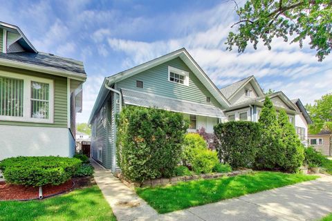 Tiny photo for 1005 Hannah Avenue, Forest Park, IL 60130 (MLS # 12665245)
