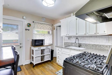 Tiny photo for 1005 Hannah Avenue, Forest Park, IL 60130 (MLS # 12665245)
