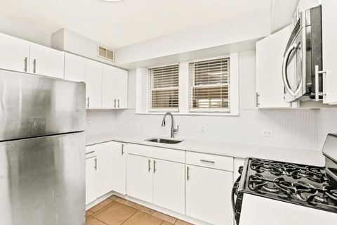 Tiny photo for 6353 W RAVEN Street #1F, Chicago, IL 60646 (MLS # 12501386)