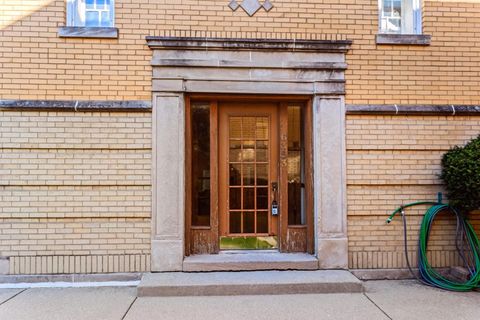 Tiny photo for 6353 W RAVEN Street #1F, Chicago, IL 60646 (MLS # 12501386)