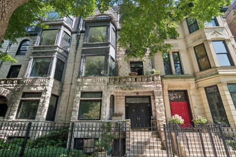 Photo of 1329 N Dearborn Street #3, Chicago, IL 60610 (MLS # 12731612)
