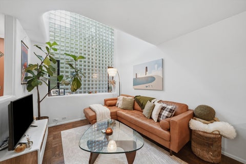 Tiny photo for 1209 N State Parkway #4, Chicago, IL 60610 (MLS # 12778209)