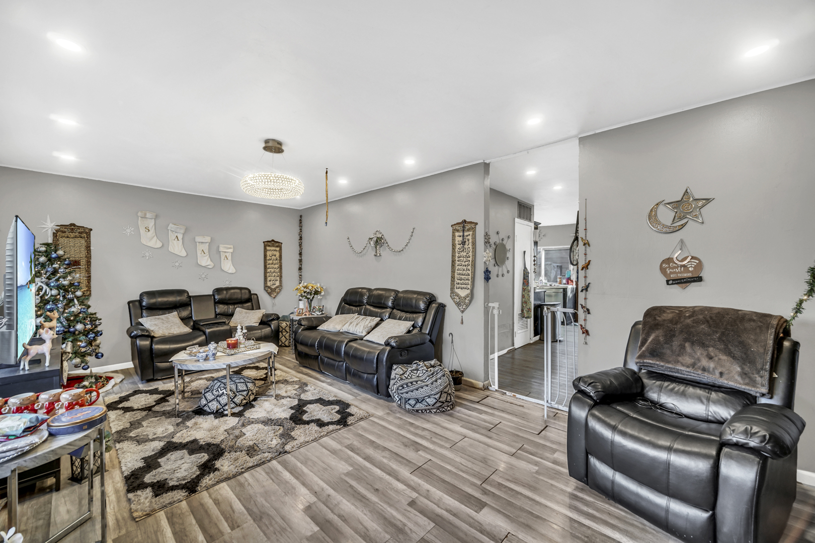 1269 Court D