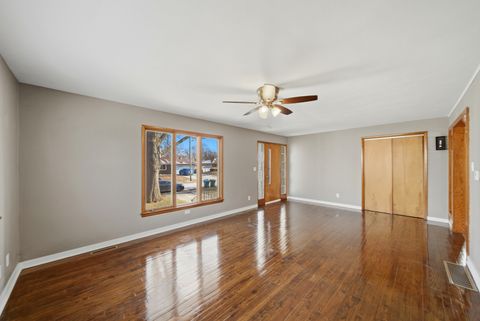 Tiny photo for 722 9th Avenue, Rock Falls, IL 61071 (MLS # 12556432)