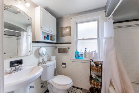 Tiny photo for 923 MANCHESTER Avenue, Westchester, IL 60154 (MLS # 12446425)