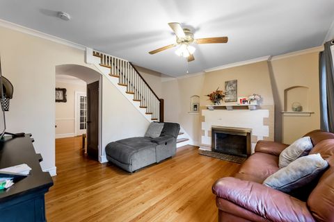 Tiny photo for 923 MANCHESTER Avenue, Westchester, IL 60154 (MLS # 12446425)