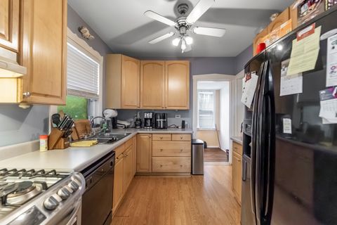 Tiny photo for 923 MANCHESTER Avenue, Westchester, IL 60154 (MLS # 12446425)