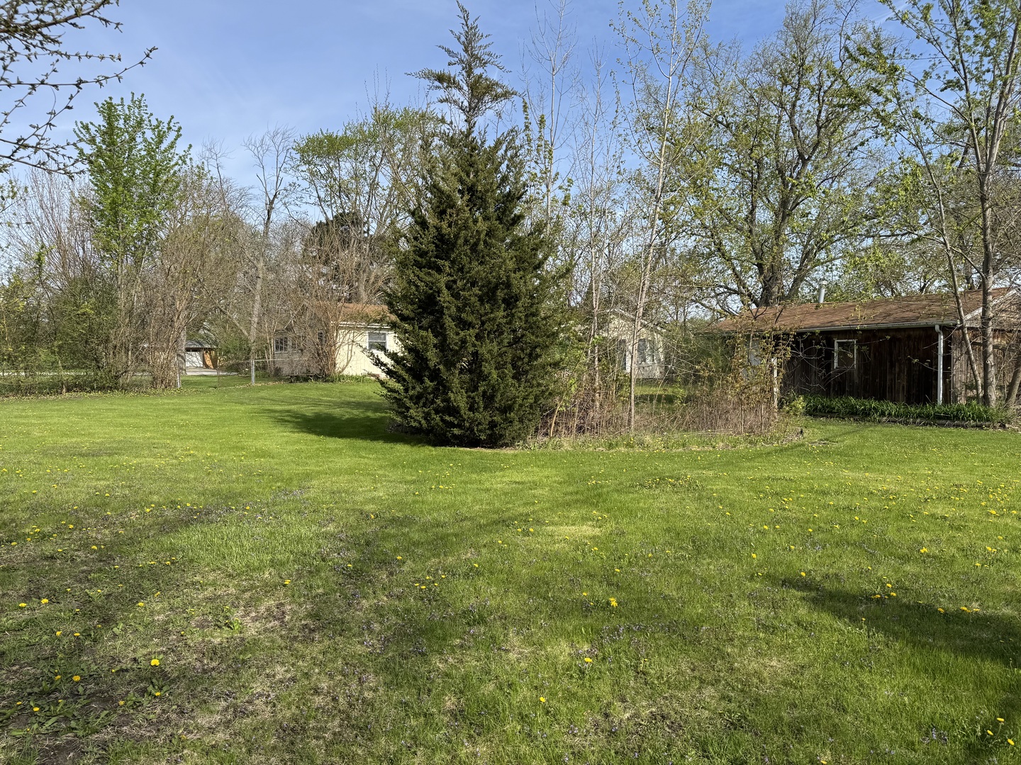 301 Forest View Avenue