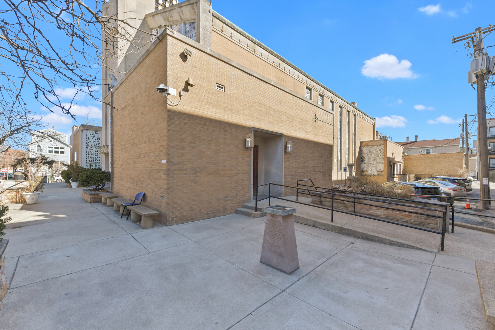 1315 W Ohio Street