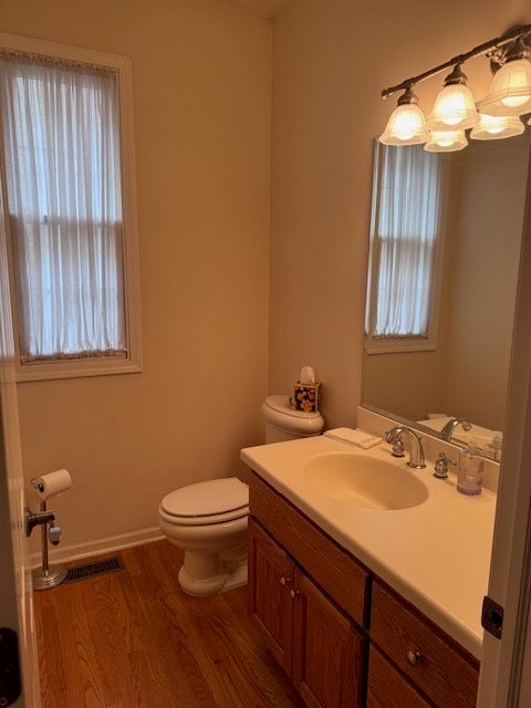 Tiny photo for 6407 Emerald Court, Willowbrook, IL 60527 (MLS # 12783209)