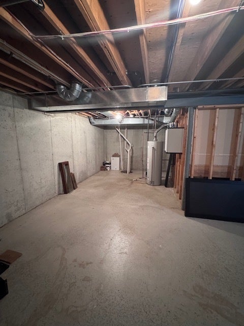 Tiny photo for 6407 Emerald Court, Willowbrook, IL 60527 (MLS # 12783209)