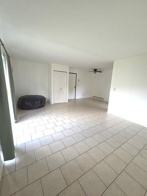 Tiny photo for 429 Berkshire Drive #21, Crystal Lake, IL 60014 (MLS # 12758544)