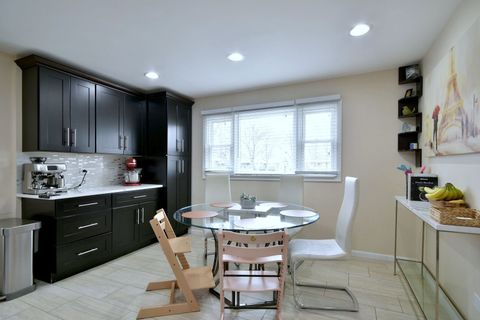 Tiny photo for 492 Bernice Court, Wheeling, IL 60090 (MLS # 12569645)