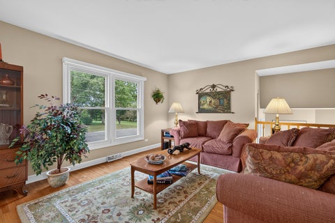 Tiny photo for 765 Freeman Court, Hoffman Estates, IL 60192 (MLS # 12748773)