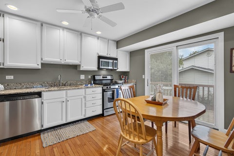 Tiny photo for 765 Freeman Court, Hoffman Estates, IL 60192 (MLS # 12748773)