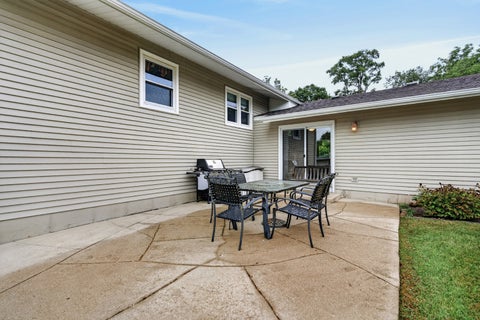 Tiny photo for 765 Freeman Court, Hoffman Estates, IL 60192 (MLS # 12748773)