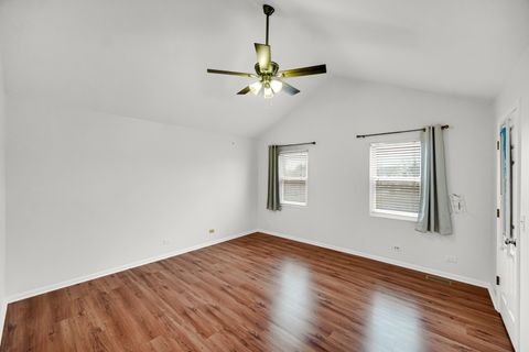 Tiny photo for 371 Cimarron Court, Aurora, IL 60504 (MLS # 12618746)