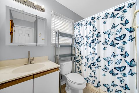 Tiny photo for 371 Cimarron Court, Aurora, IL 60504 (MLS # 12618746)