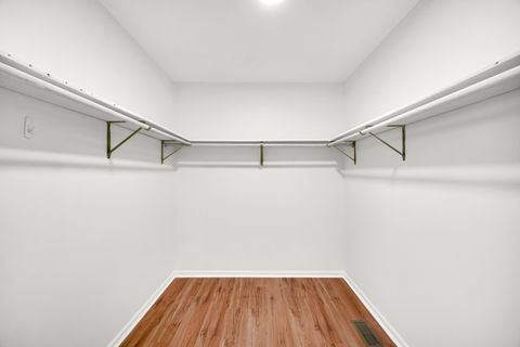 Tiny photo for 371 Cimarron Court, Aurora, IL 60504 (MLS # 12618746)