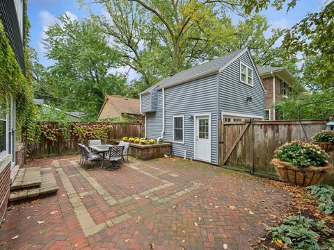 Tiny photo for 736 Central Street, Evanston, IL 60201 (MLS # 12486398)