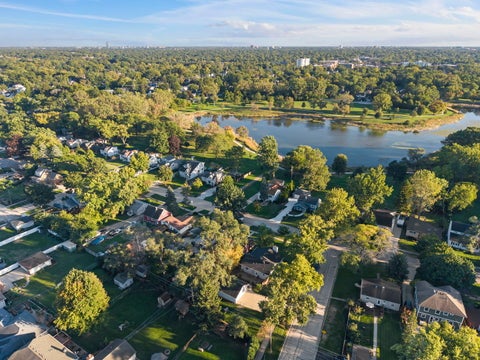 Tiny photo for 124 W Crystal Avenue, Lombard, IL 60148 (MLS # 12774939)